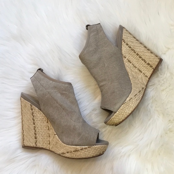 Made in Spain Cream Fabric Wedge Sandal - Picture 6 of 8